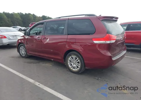 2011 Toyota Sienna Xle V6 из США, поврежденный, VIN 5TDYK3DC8BS079307
